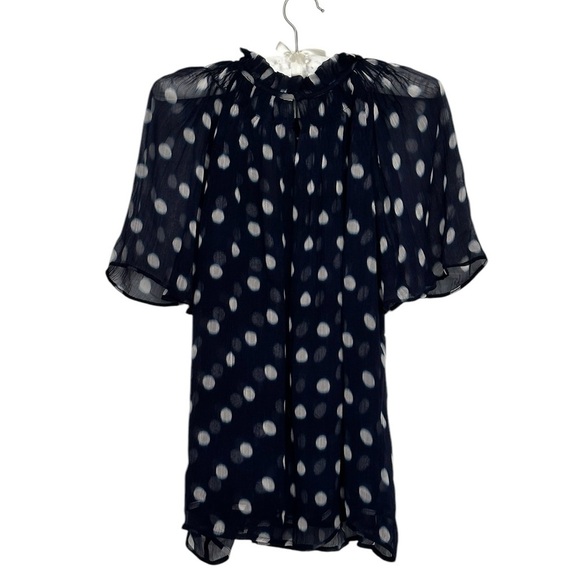 NEW J. CREW Crinkle chiffon smocked top in ombré‎ dot navy & white size small - Picture 5 of 10